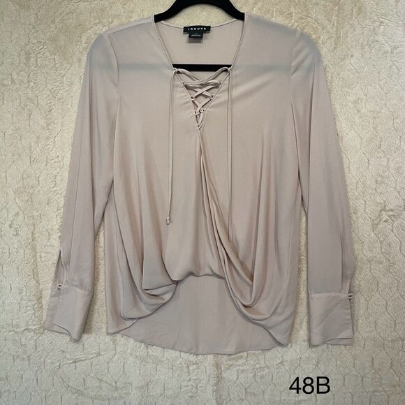 Trouve Long Sleeve Tie‎ / Lace-Up Neckline Blouse Beige Sz XS - Picture 1 of 7